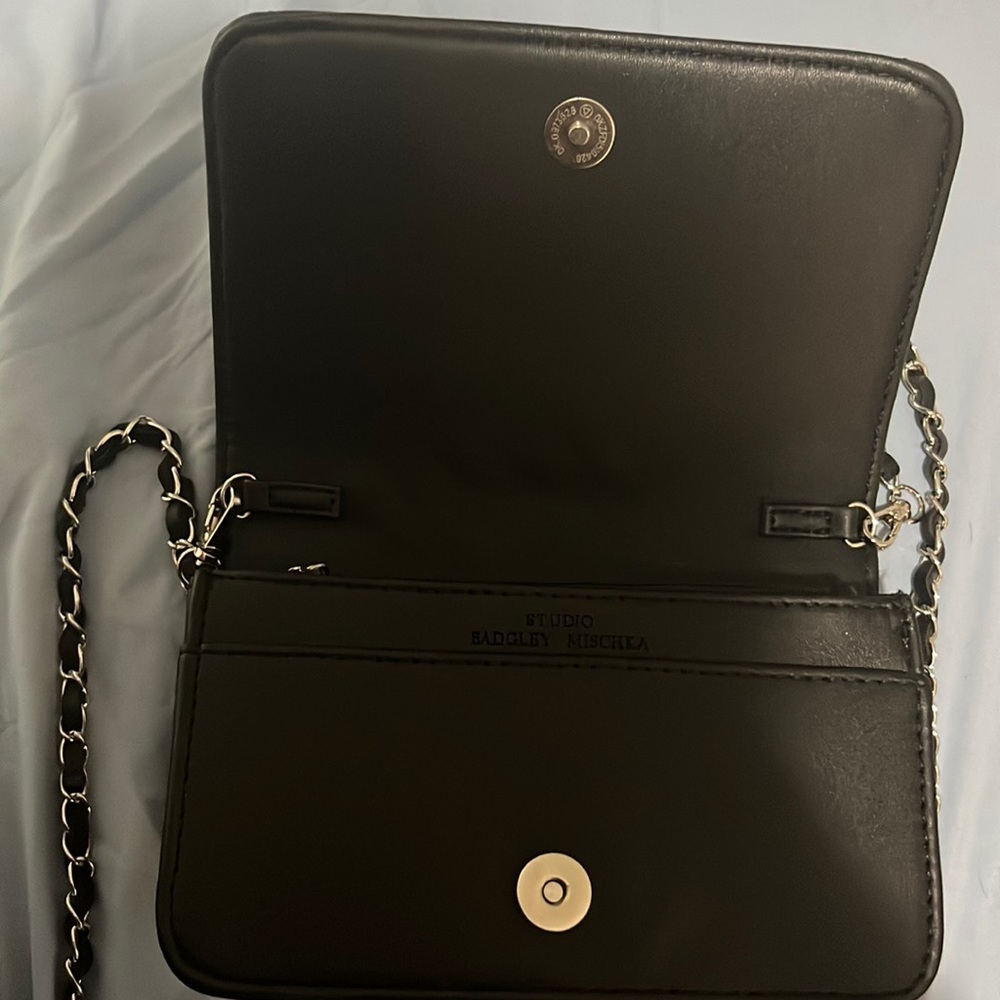 Cute purse - Picture 2 of 3